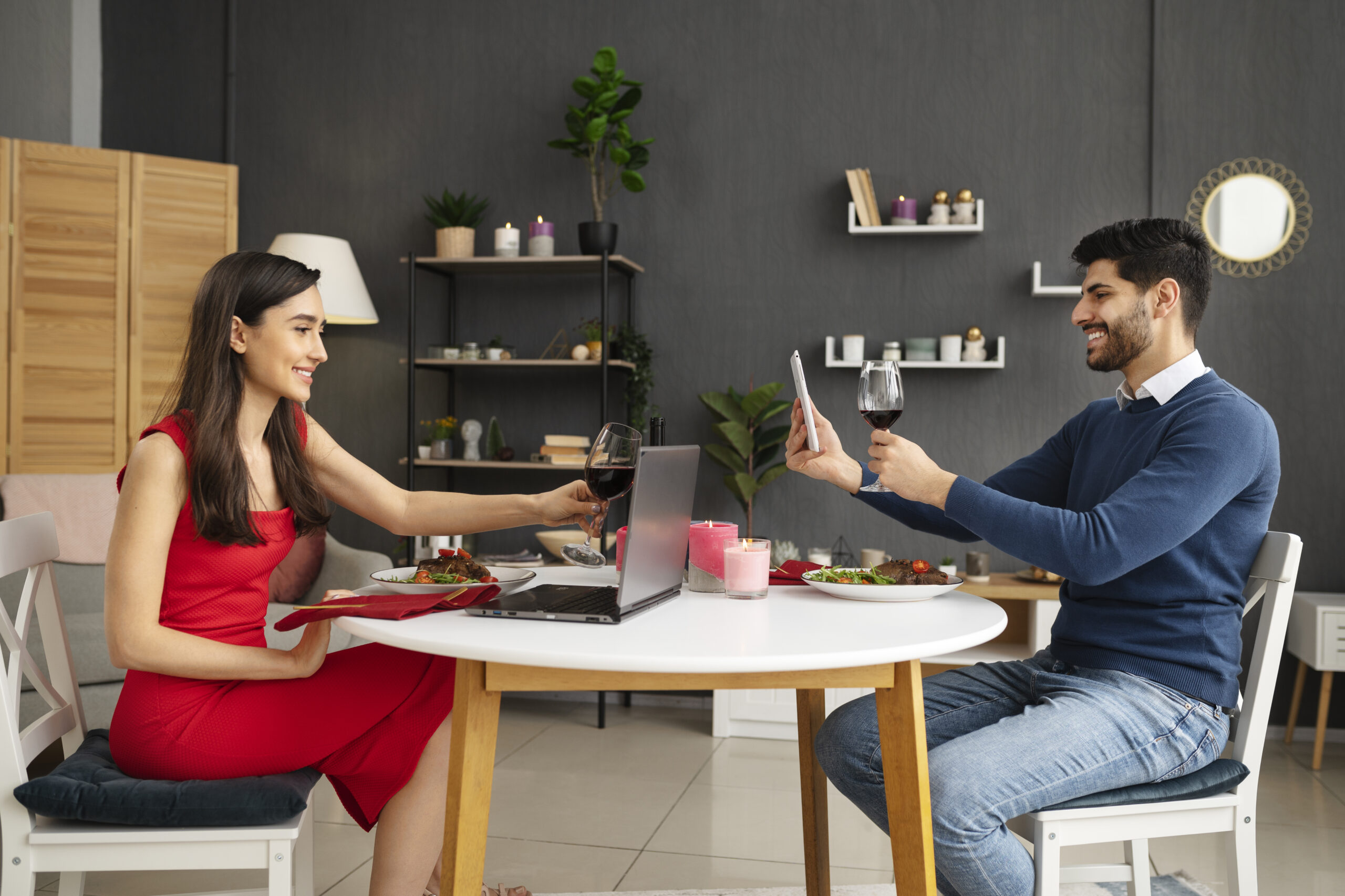 Read more about the article Starting a Home Based Business: What You Need to Know